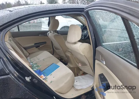 2010 Honda Accord 2.4 Lx-P из США, поврежденный, VIN 1HGCP2F44AA025026